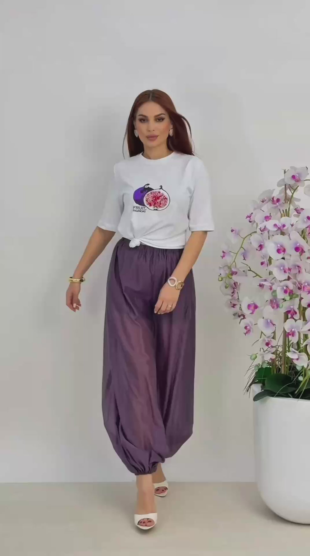 Lavin T-Shirt